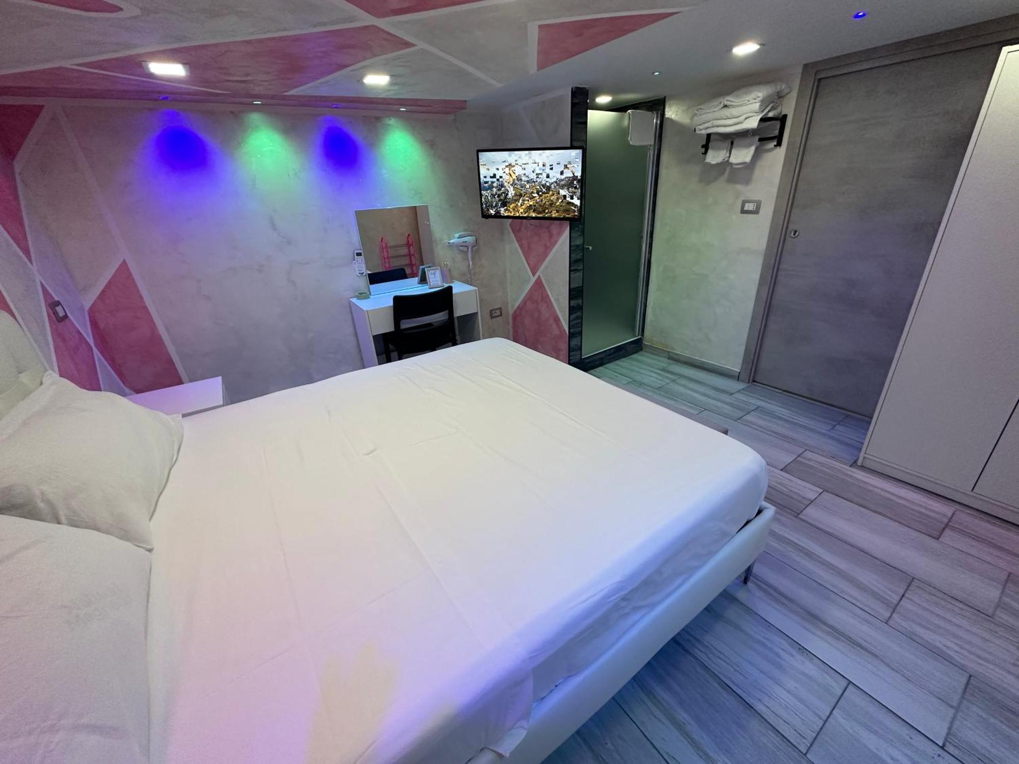 Clopat Vacanze2023 Affittacamere *